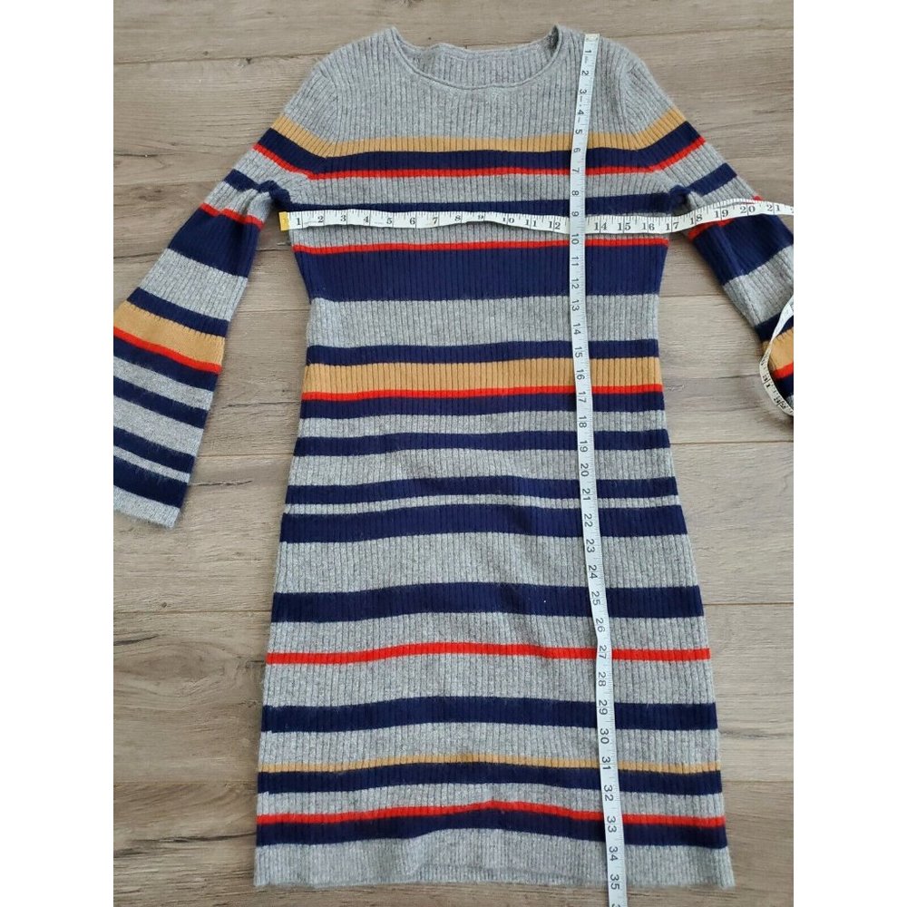 Stripe Knit Dress With Bell Sleeves No Label. Measures M - Picture 2 of 4